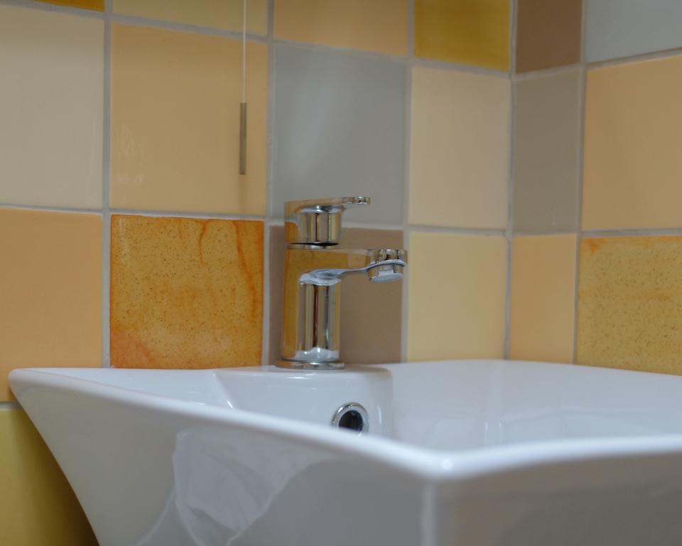 Bed and Breakfast Rhosygilwen Courtyard Cilgerran Номер фото